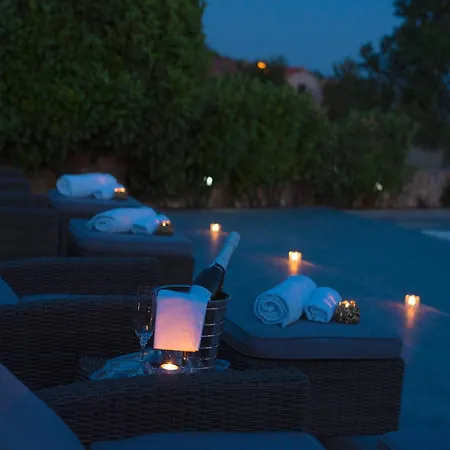 In With Private Pool *