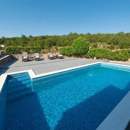 In With Private Pool *