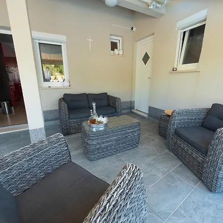 In With Private Pool Villa