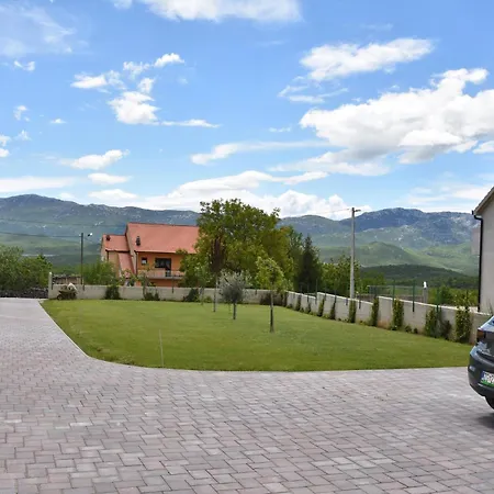 In With Private Pool Villa