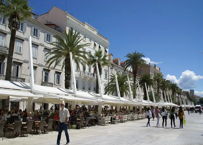 In With Private Pool *